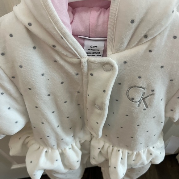 NWT Calvin Klein Snowsuit - Picture 2 of 3